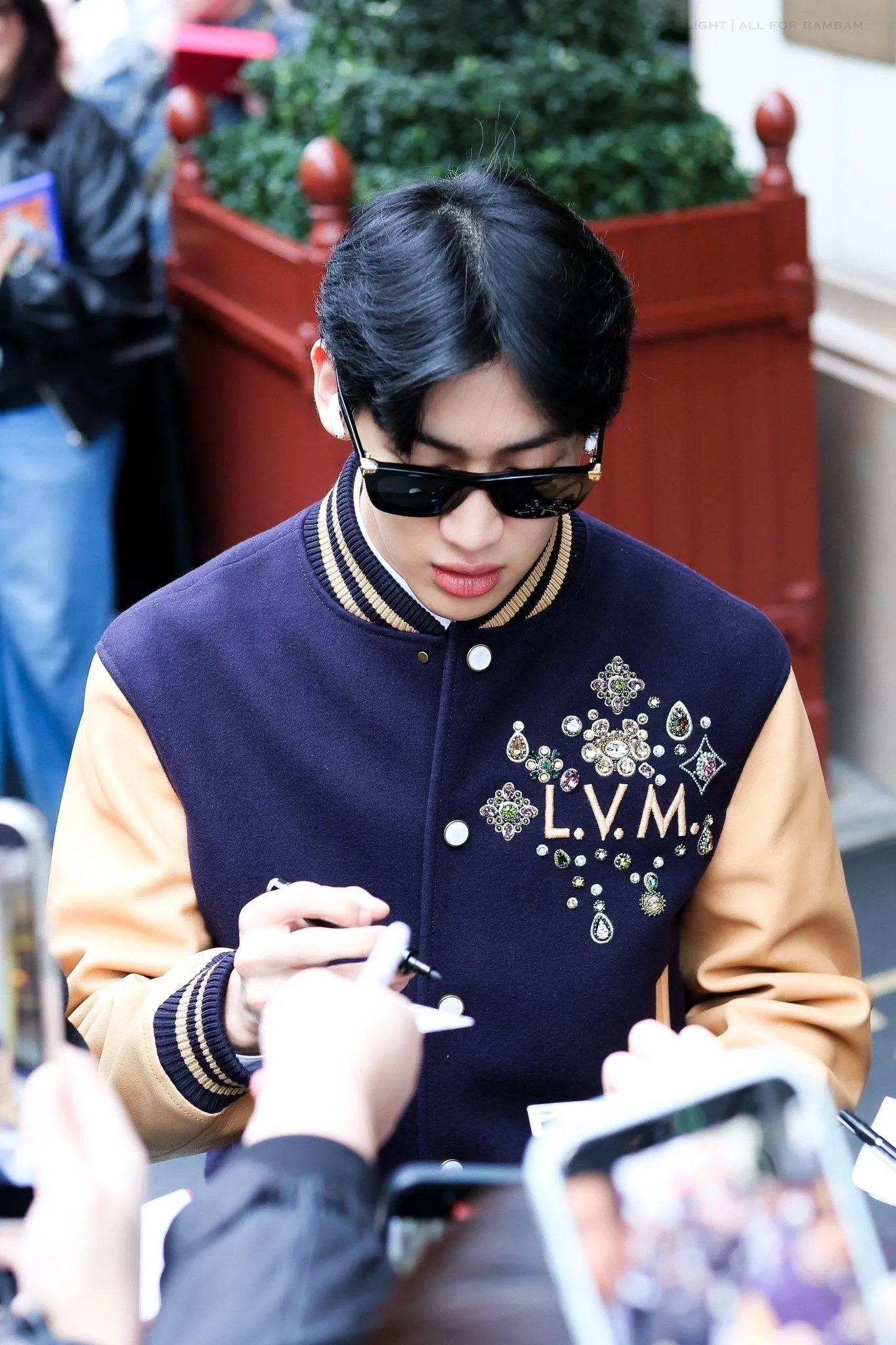 Louis Vuitton/Louis Vuitton colored diamond logo embroidered letters baseball jacket